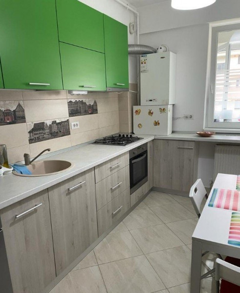 Apartament 2 camere decomandate Parcul Teilor Titan