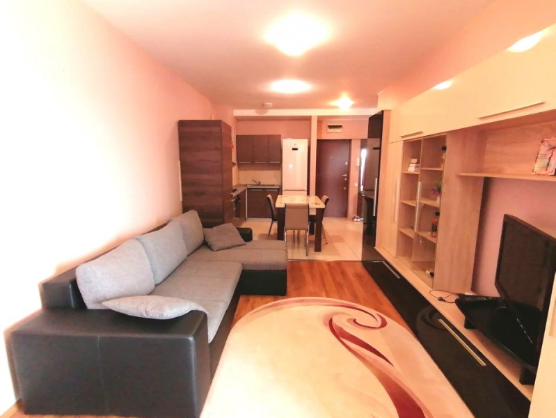 Apartament 2 camere in ansamblu rezidential, zona Titan