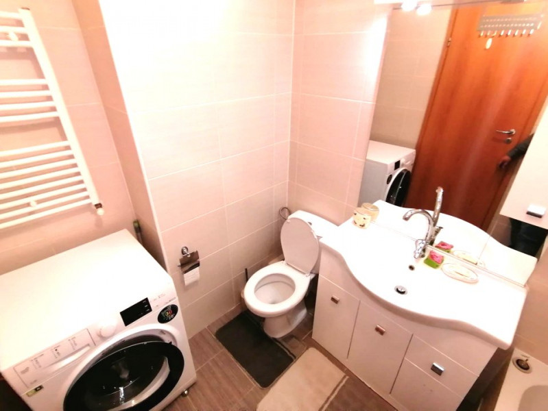 Apartament 2 camere in ansamblu rezidential, zona Titan