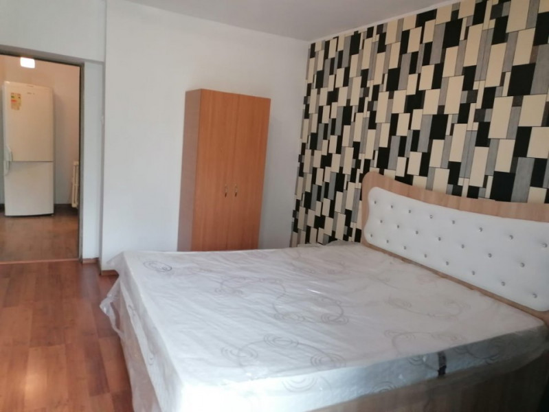 Apartament 2 camere de inchiriat Bdul Unirii