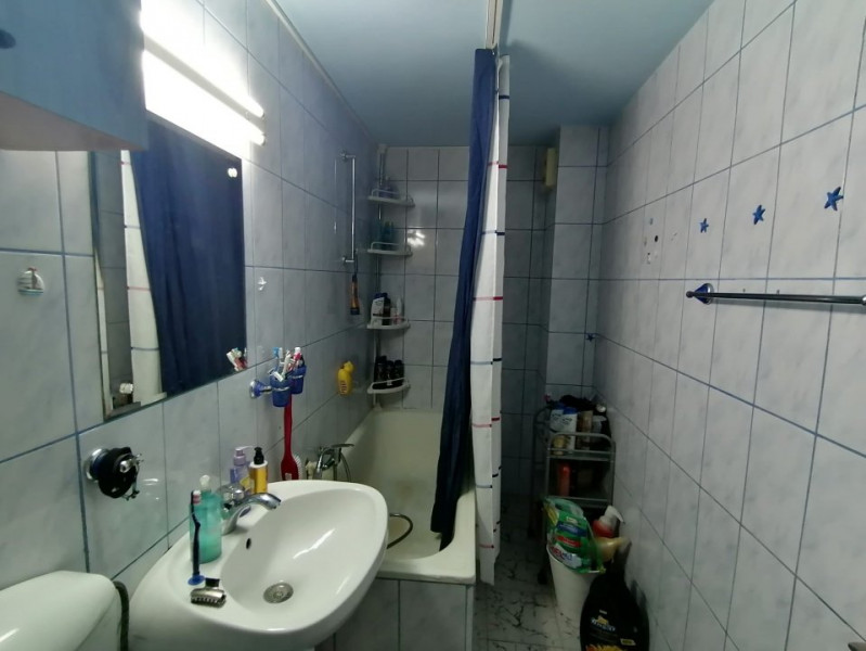 VITAN MALL / Apartament 3 Camere Decomandat / Mobilat / Utilat / Imobil 1988