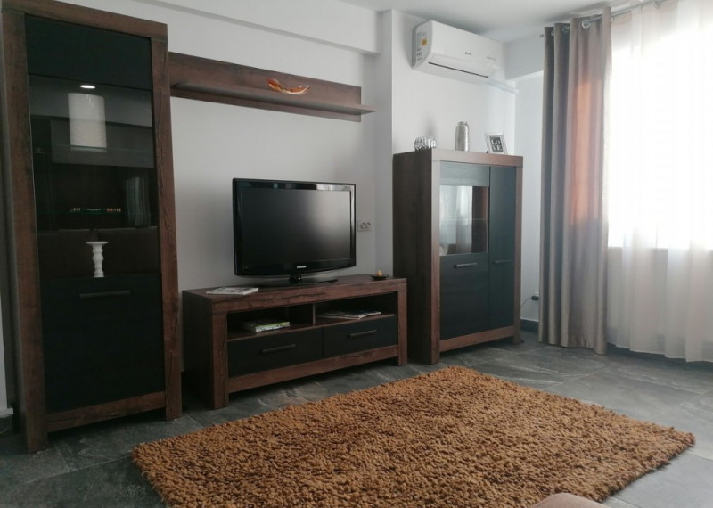 Apartament 2 camere decomandat de inchiriat, curte proprie, Nicolae Grigorescu