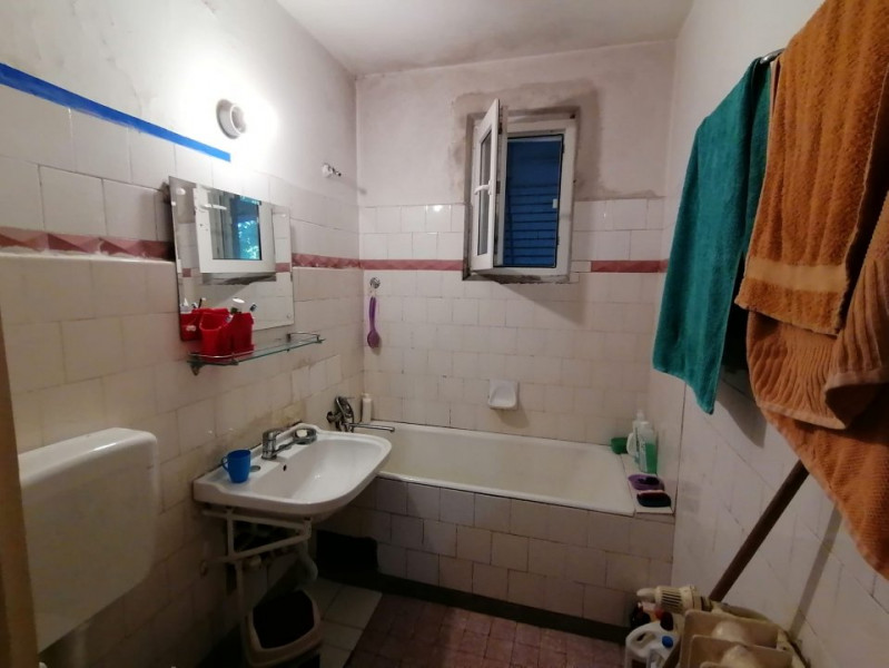 Apartament 3 camere de vanzare, etaj 2, Parc IOR