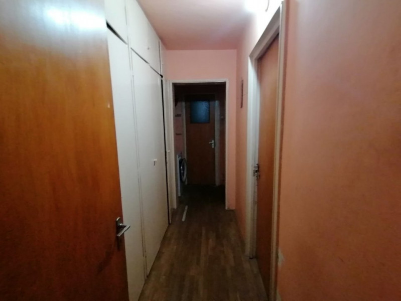 Apartament 3 camere de vanzare, etaj 2, Parc IOR