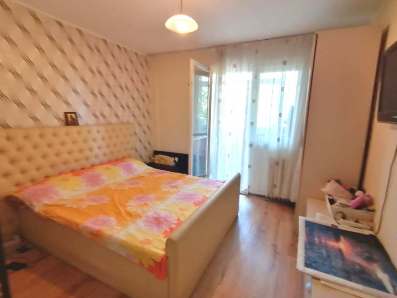 Apartament 2 camere de vanzare, Etaj 3, Scoala Generala 82