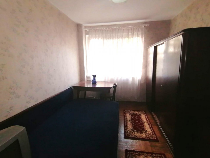 Apartament 3 camere de inchiriat, Etaj 2, langa Park IOR