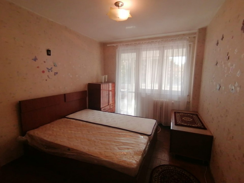 Apartament 3 camere de inchiriat, Etaj 2, langa Park IOR