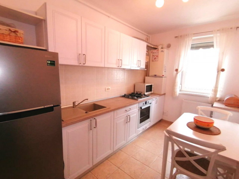 Apartament 3 camere decomandat, Etaj 1, An 2017, zona Theodor Pallady
