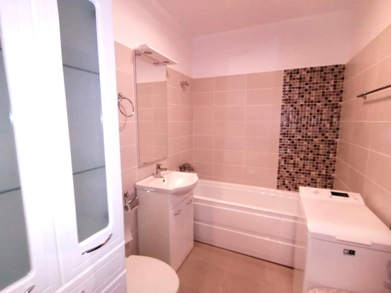 Apartament 3 camere decomandat, Etaj 1, An 2017, zona Theodor Pallady