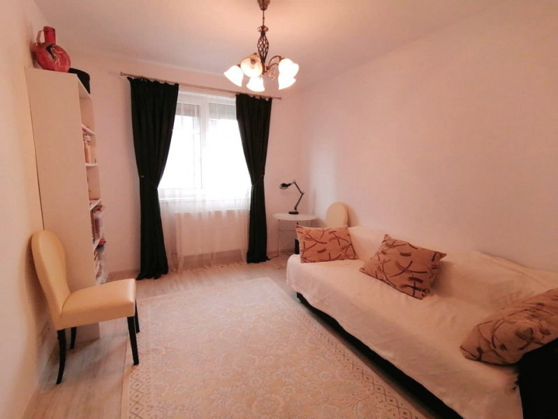 Apartament 3 camere decomandat, Etaj 1, An 2017, zona Theodor Pallady