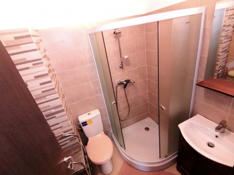 Apartament 3 camere decomandat, Etaj 1, An 2017, zona Theodor Pallady