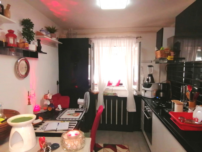 Apartament 3 camere decomandat, complet renovat,  zona Dristor