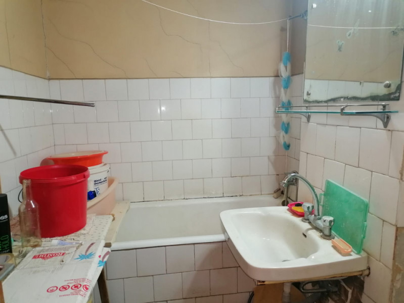 Apartament 2 camere decomandat, Etaj 2, Piata Trapezului