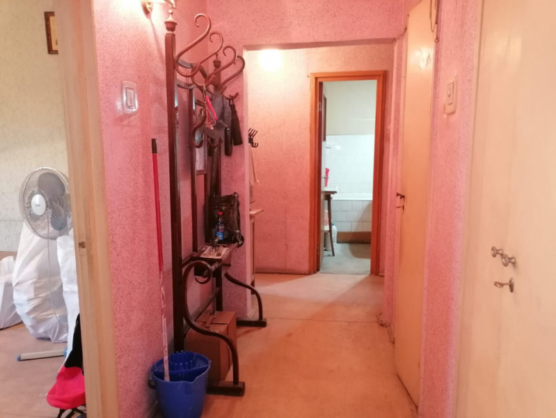 Apartament 2 camere decomandat, Etaj 2, Piata Trapezului