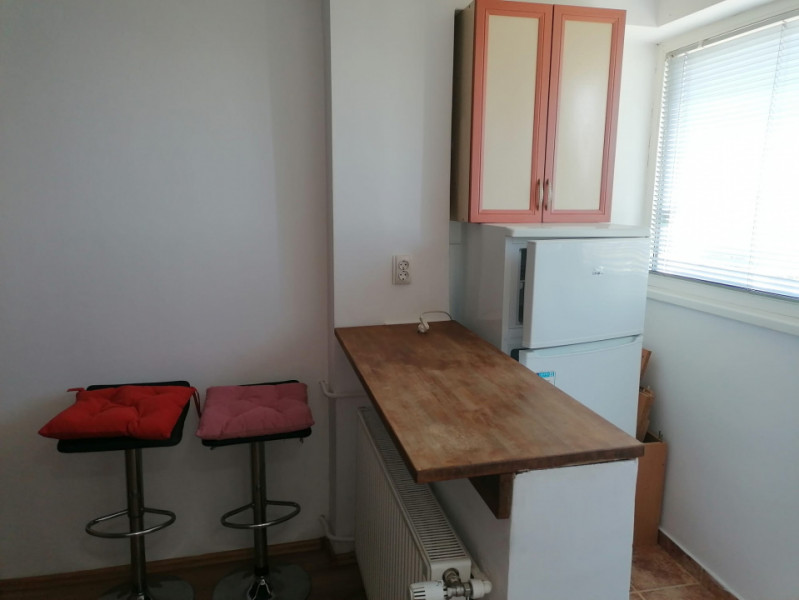 Garsoniera mobilata si utilata, zona Costin Georgian