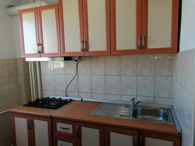 Garsoniera mobilata si utilata, zona Costin Georgian