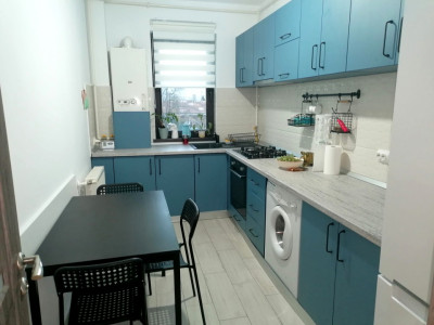 Apartament mobilat si utilat modern, centrala termica, loc de parcare