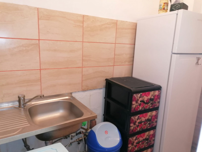 Garsoniera Etaj 6 / Bloc Y / Vedere stradala / Lucretiu Patrascanu