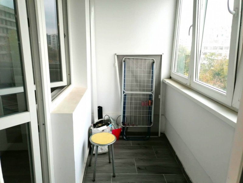 Garsoniera Etaj 6 / Bloc Y / Vedere stradala / Lucretiu Patrascanu