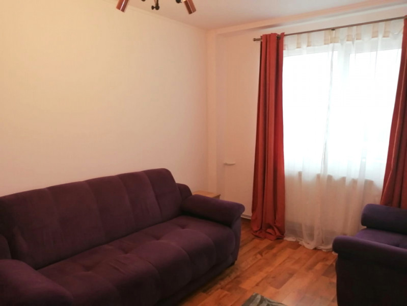 Garsoniera decomandata la cheie, mobilata - utilata, centrala proprie