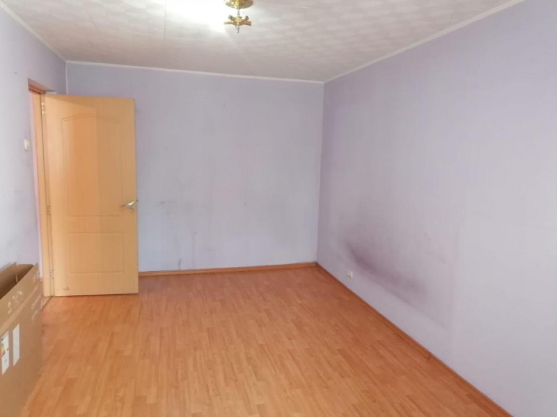 Apartament 4 camere, etaj 1, zona Nicolae Grigorescu