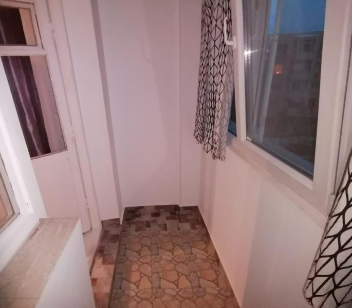 Garsoniera mobilata si utilata, Etaj 3, bloc mixt, Stadionul National