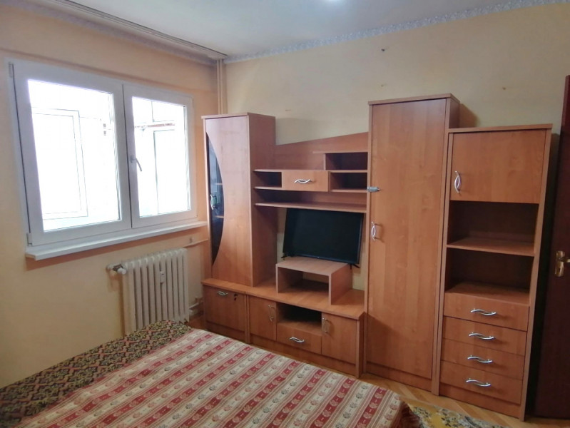 Apartament 2 camere semidecomandat, balcon 9mp, Lucretiu Patrascanu