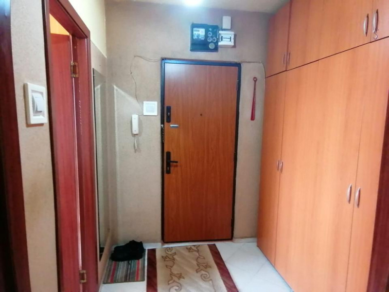 Apartament 2 camere semidecomandat, balcon 9mp, Lucretiu Patrascanu