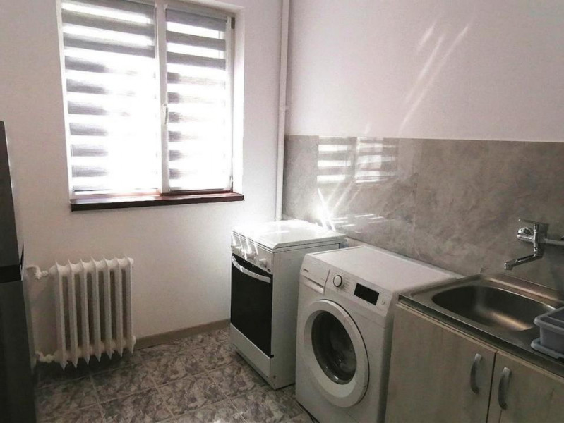 Apartament 2 camere decomandate, Etaj 1, Basarabia/Costin Georgian