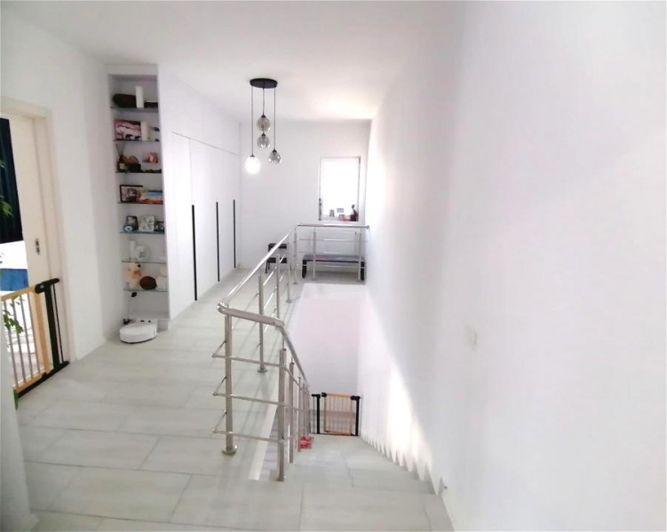Vanzare vila 3 camere, complet mobilata & utilata, la cheie, Dobroesti