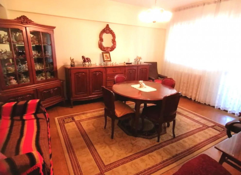 Apartament 4 camere decomandat, vedere panoramica Rond Delfinului, Pantelimon
