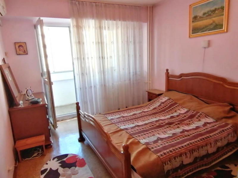 Apartament 4 camere decomandat, vedere panoramica Rond Delfinului, Pantelimon