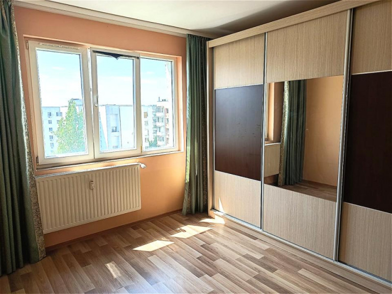 Apartament 2 camere decomandat metrou Titan / Parc IOR