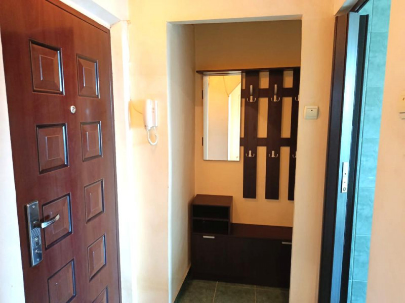 Apartament 2 camere decomandat metrou Titan / Parc IOR