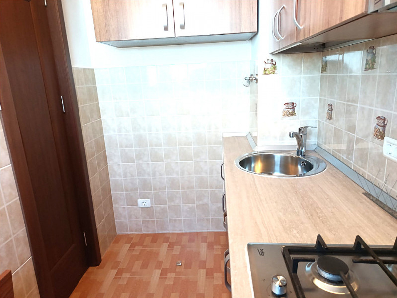 Garsoniera la prima inchiriere, complet renovata, mobilata & utilata modern