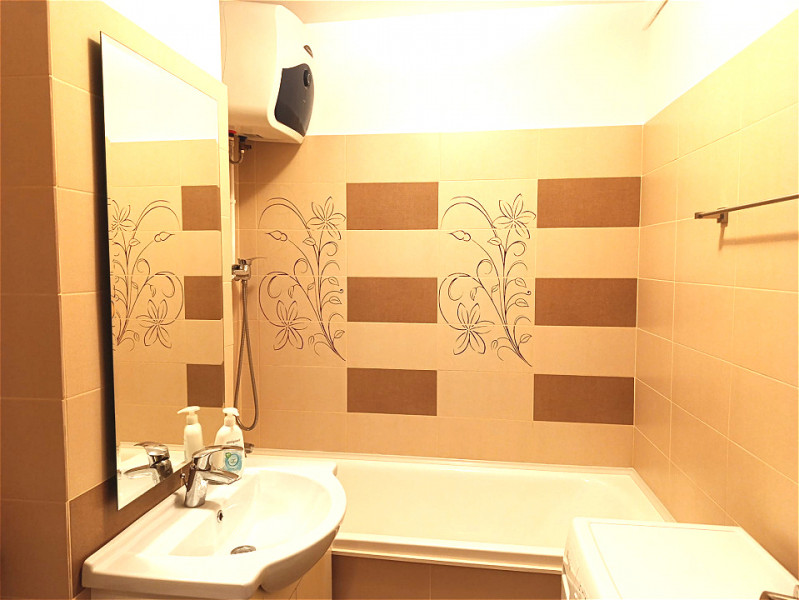 Garsoniera la prima inchiriere, complet renovata, mobilata & utilata modern