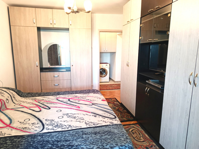 Apartament decomandat, 2 grupuri sanitare, 2 balcoane, Rond Baba Novac
