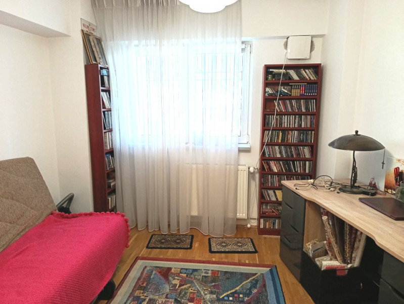 Apartament decomandat, 2 grupuri sanitare, 2 balcoane, Rond Baba Novac