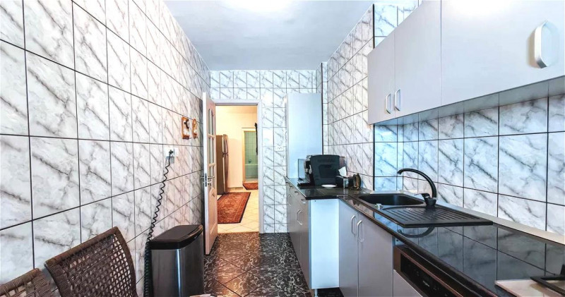 Apartament decomandat, 2 grupuri sanitare, 2 balcoane, Rond Baba Novac