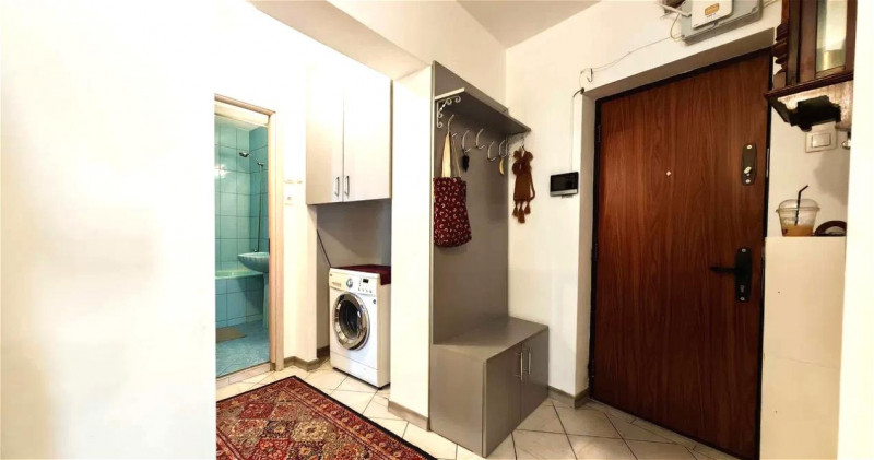 Apartament decomandat, 2 grupuri sanitare, 2 balcoane, Rond Baba Novac