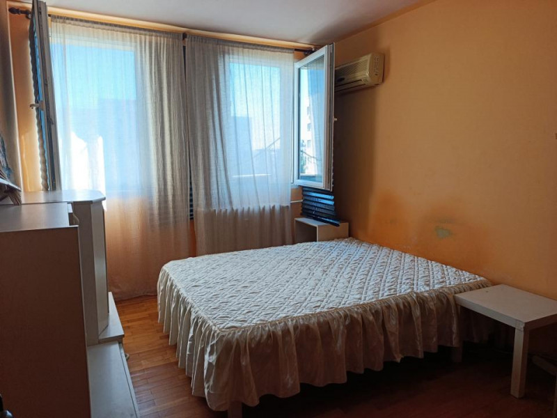 Apartament 2 camere decomandat, liber, metrou, adiacent Camil Ressu