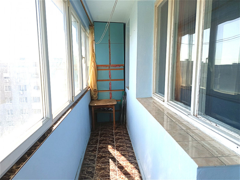 Apartament 2 camere decomandat, liber, metrou, adiacent Camil Ressu
