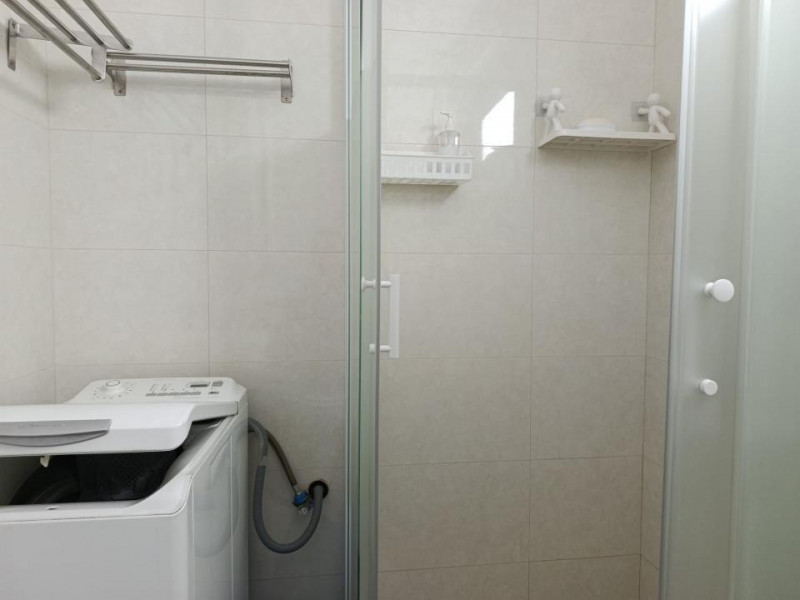 Apartament 3 camere decomandat, Etaj 2/8, metrou Piata Iancului