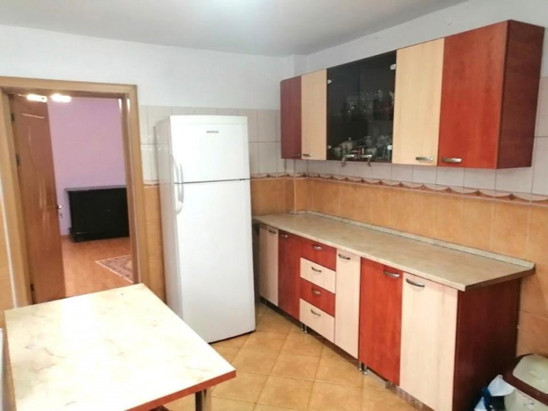 Casa individuala, 2 corpuri de cladire, centrala termica, Antiaeriana